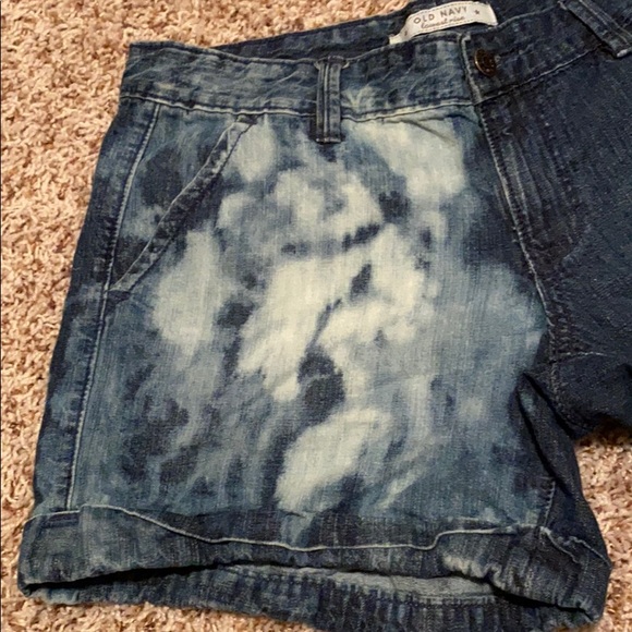 Bleached Jean shorts - Picture 2 of 7